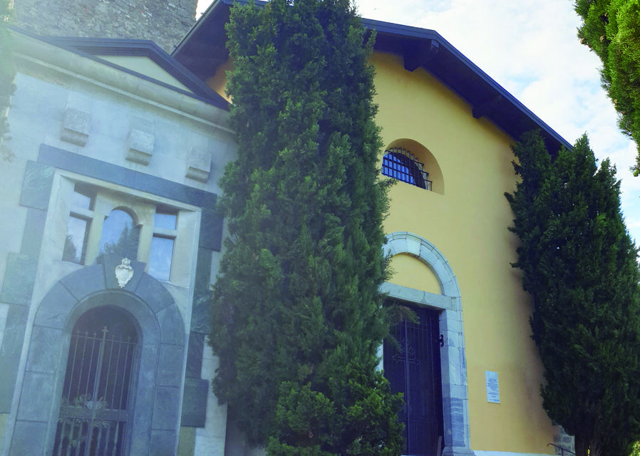 Dopo il restauro, riapre la chiesa del cimitero, con dedica alle vittime del Covid