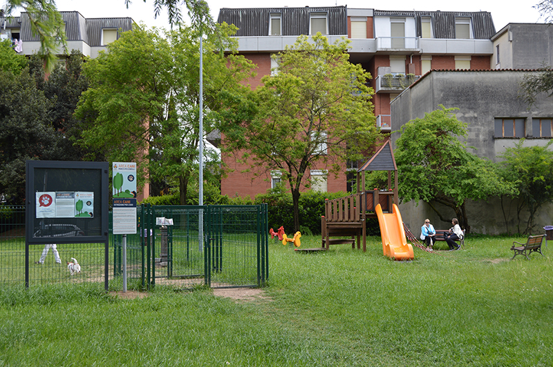 L’area sgambatura per cani al parco Piccinelli: nuovo regolamento
