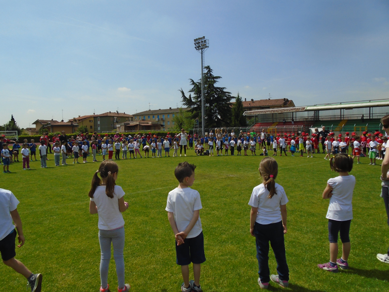 I bambini delle elementari “vincono insieme” al meeting dello sport