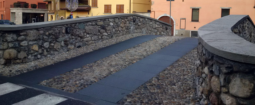 Nuovo look per il ponte di San Carlo