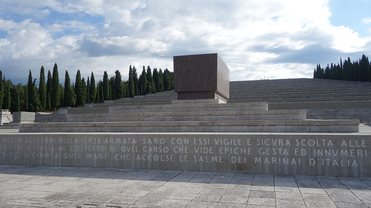 Si consegnano al tempio sacrario di Udine le onorificenze per i Caduti