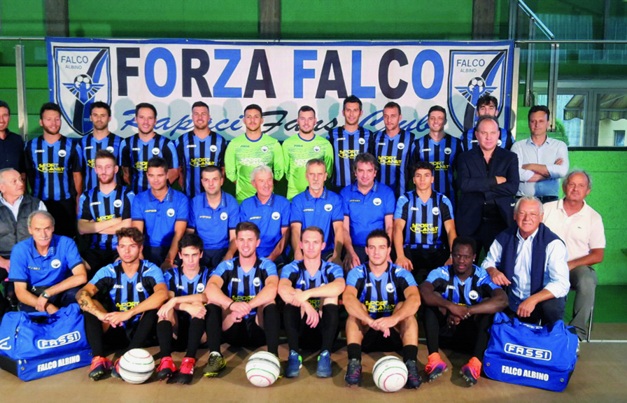 Il Falco nero azzurro è tornato a volare