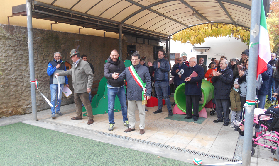 Club DeAlbì: inaugurata la nuova giostra