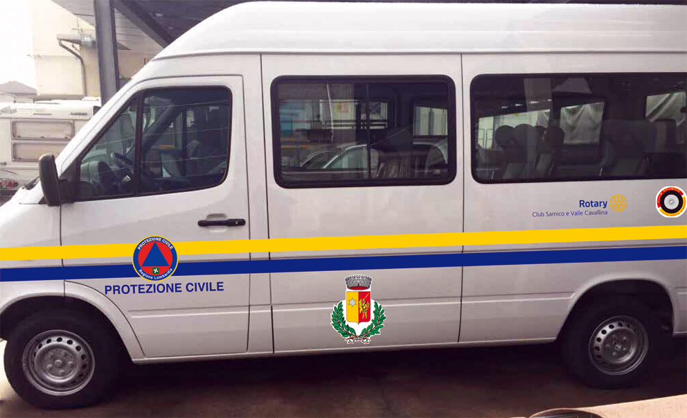 Donato un furgone ai volontari della Protezione Civile