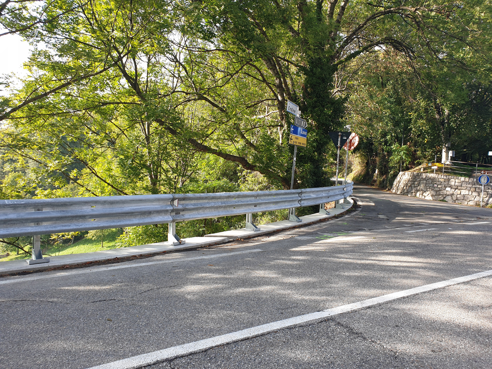 Un nuovo guardrail al Passo del Colle Gallo
