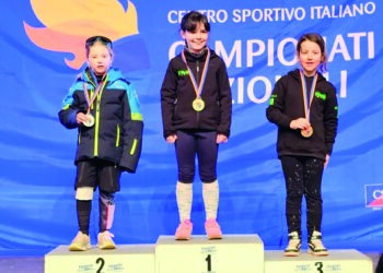 La “Super-Baby” Sofia Piccinini vice lo slalom gigante ai campionati italiani di sci del CSI