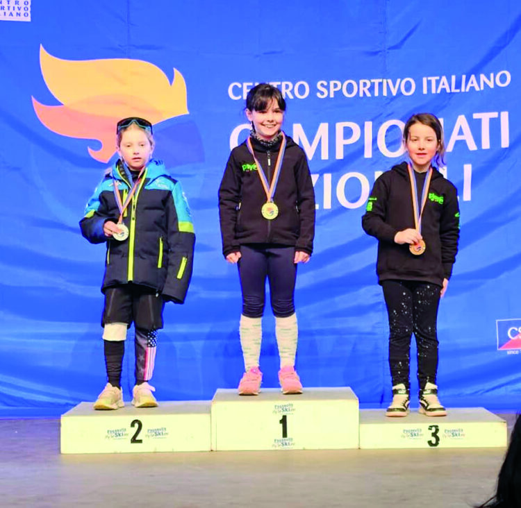 La “Super-Baby” Sofia Piccinini vice lo slalom gigante ai campionati italiani di sci del CSI