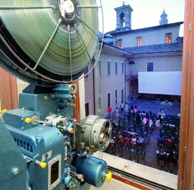 L’emozione del cinema all’aperto