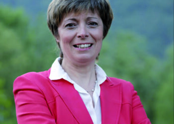 Maria Peracchi va in pensione e saluta l’Isis “Oscar Romero”