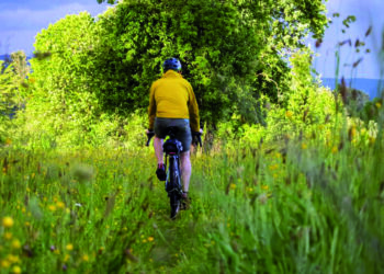 Settembre, tempo di gite in e-bike. Ma attenti.