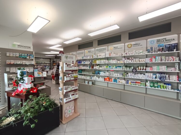 Tra storia e salute: la nuova vita della Farmacia di Comenduno